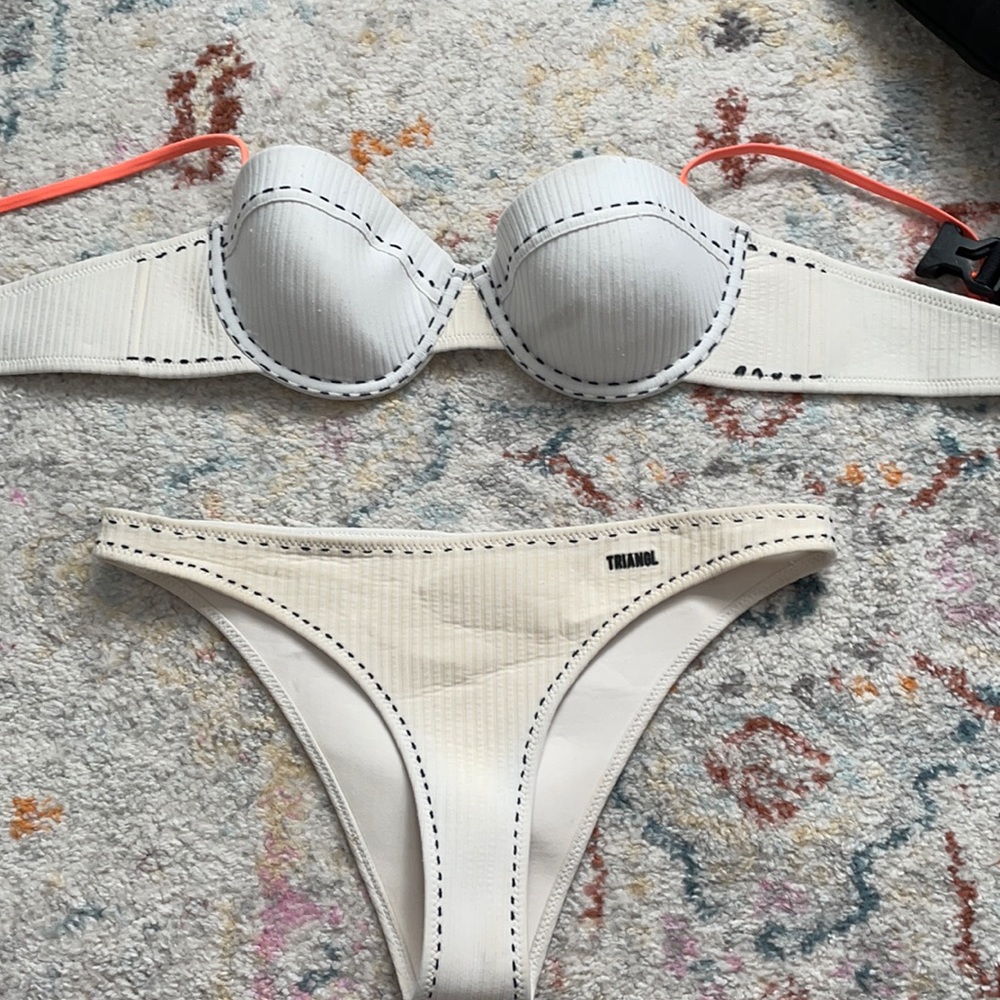 Triangl Bikini Set